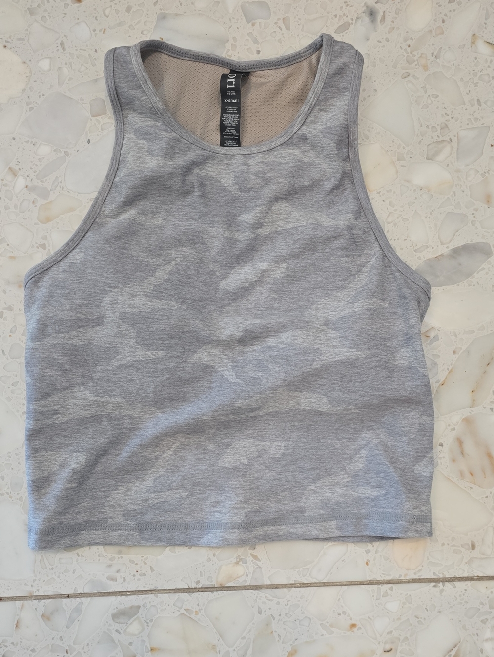 Vuori Women’s Gray Camouflage Crop Tank Top